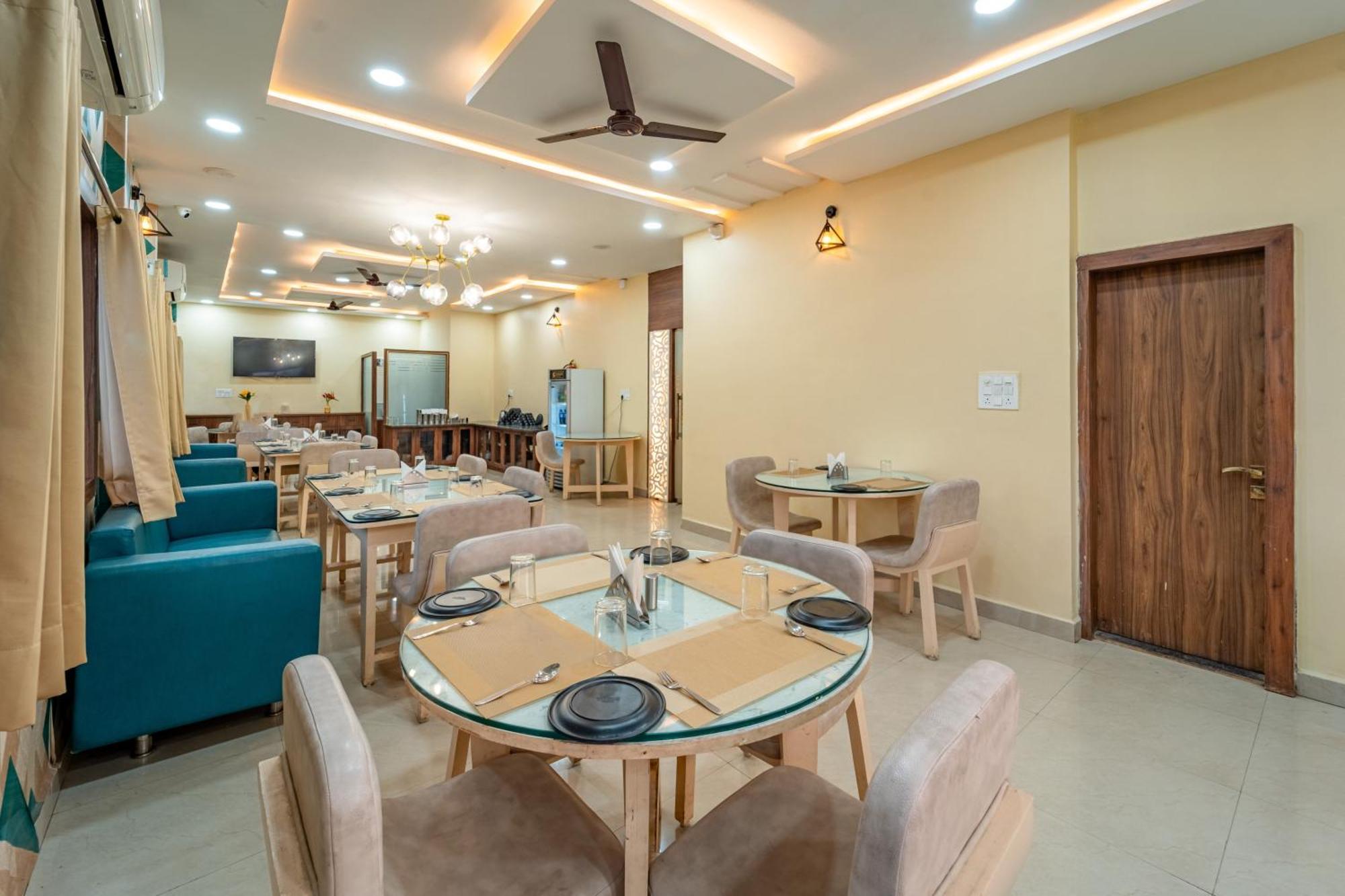 Treebo Premium Zorba Otel Bhopal Dış mekan fotoğraf