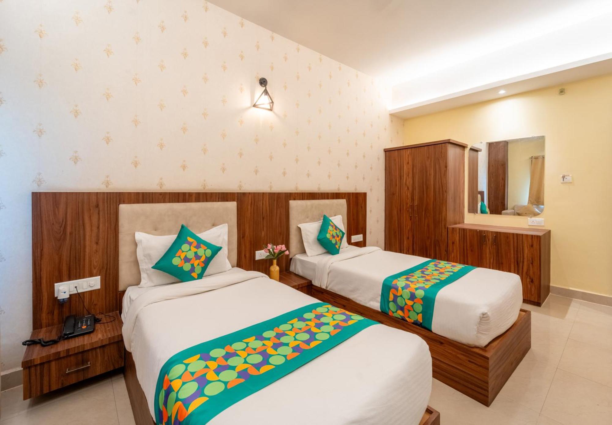 Treebo Premium Zorba Otel Bhopal Dış mekan fotoğraf