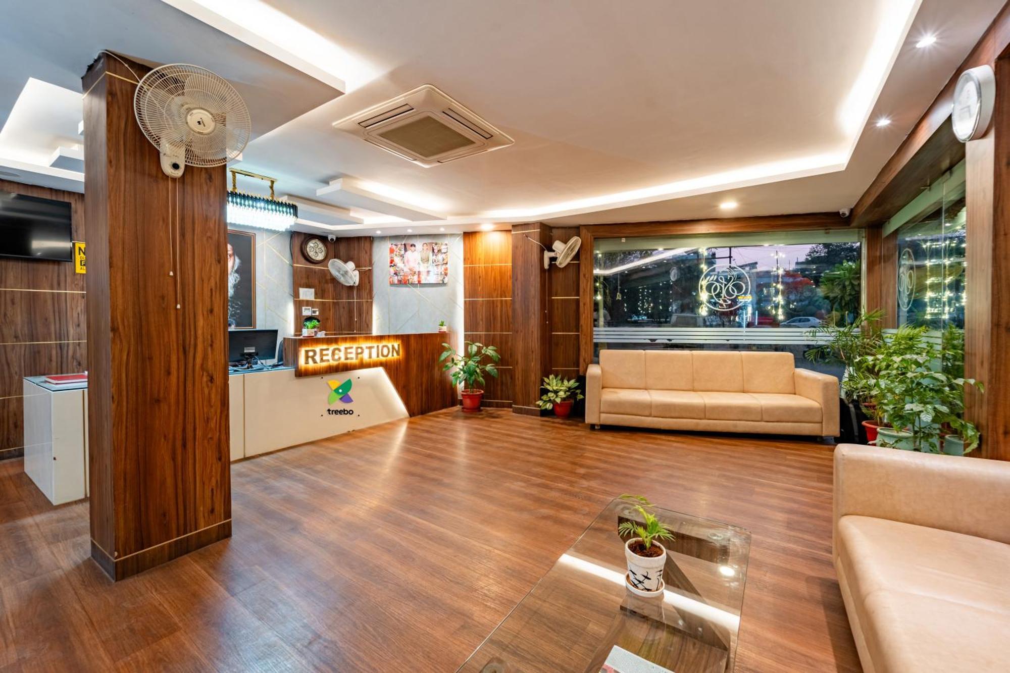 Treebo Premium Zorba Otel Bhopal Dış mekan fotoğraf