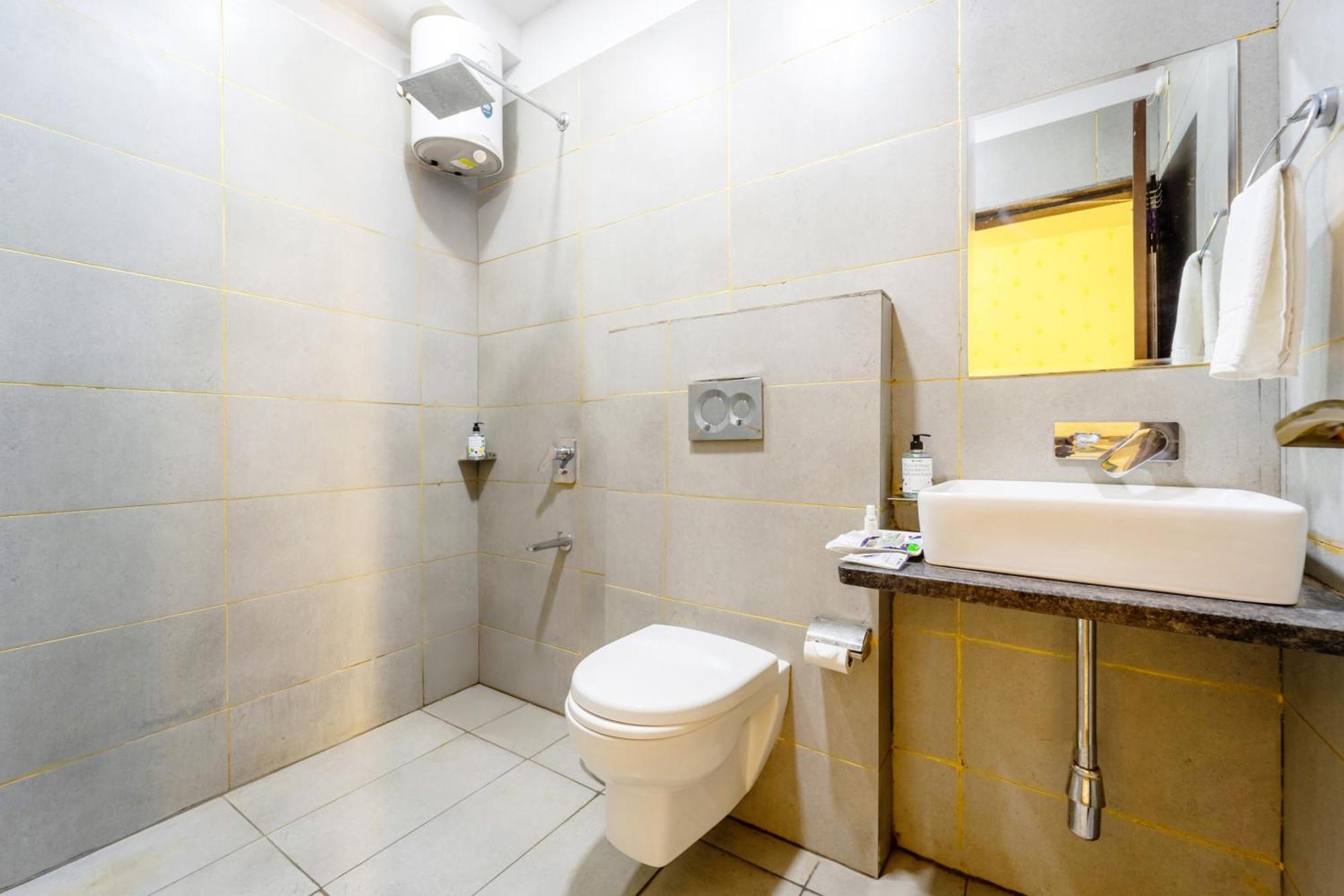 Treebo Premium Zorba Otel Bhopal Dış mekan fotoğraf