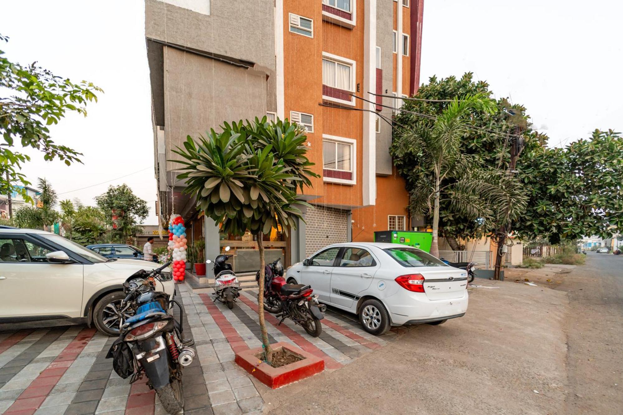 Treebo Premium Zorba Otel Bhopal Dış mekan fotoğraf