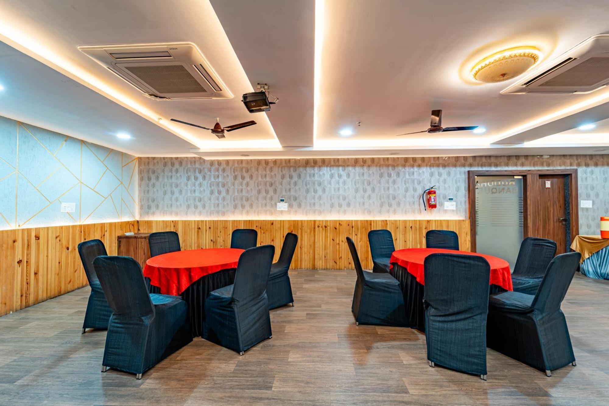 Treebo Premium Zorba Otel Bhopal Dış mekan fotoğraf